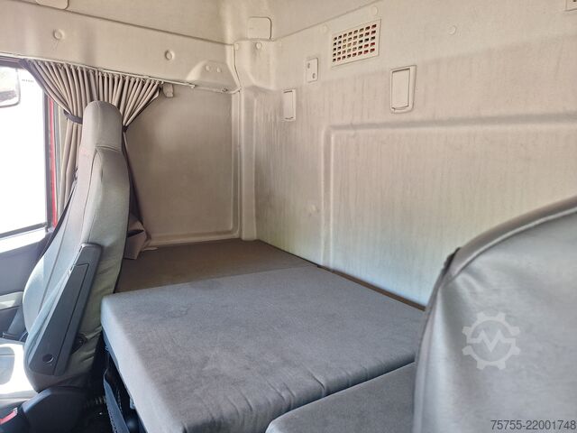 Refrigerated truck Iveco Stralis 260S42 2018 Thermo-King T- TÜV 6x2