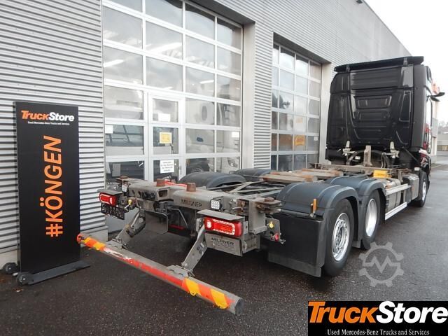 Wechselfahrgestell LKW  Actros 2553 L BDF