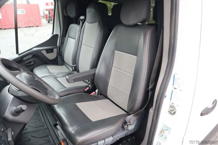 MG Macchine Grafiche srl. MG Macchine Grafiche srl. MG Macchine Grafiche srl.