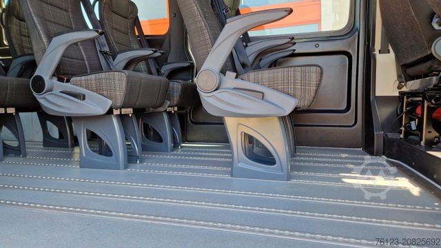 Kleinbus FIAT Opel Movano und Ducato Flexiboden 6 Schienen