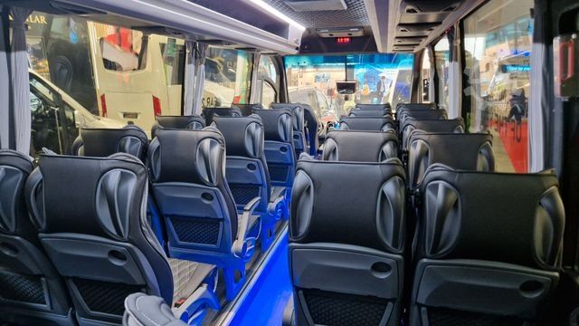 Minibus MERCEDES-BENZ Sprinter 519 29 SchlafsesselVorlauffahrzeug