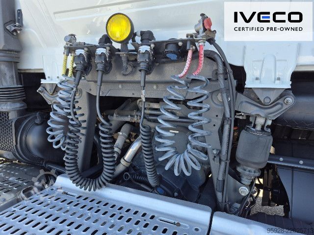 Standard tractor unit IVECO AS440S49T/P ACC, Spurhalteassistent, Retarder