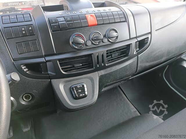 Kastenwagen mit Ladebordwand Iveco EUROCARGO 75E19