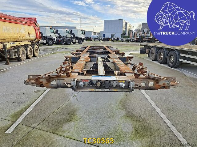 Container transportation Vanhool 