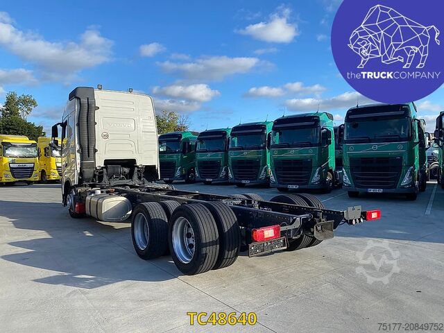 Chassis with cab Volvo FH 460