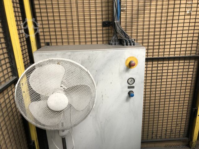 Industrieroboter Yaskawa DX100