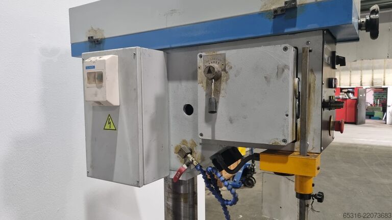 Pillar drill ZMM Mashstroy  Bulgarien PMC 40 Säulenbohrmaschine