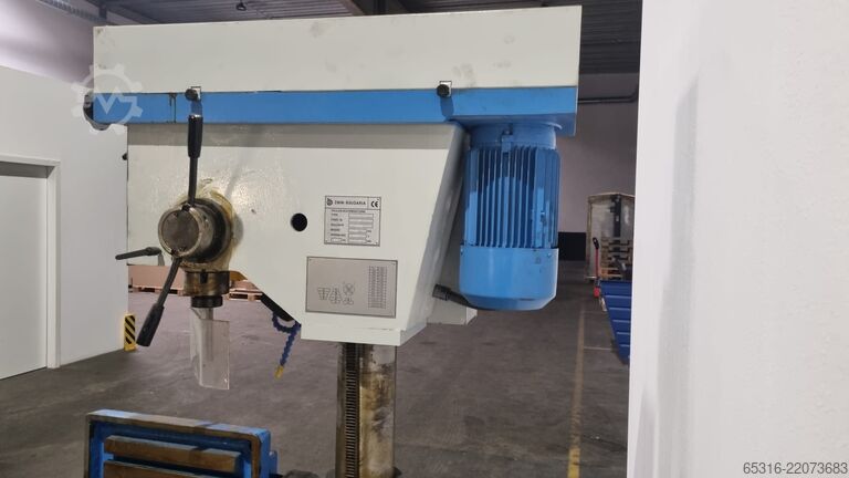 Pillar drill ZMM Mashstroy  Bulgarien PMC 40 Säulenbohrmaschine
