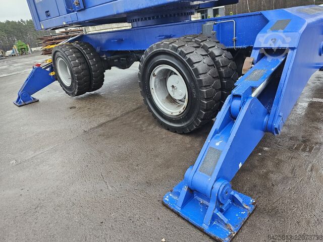 Material handler Fuchs MHL 380