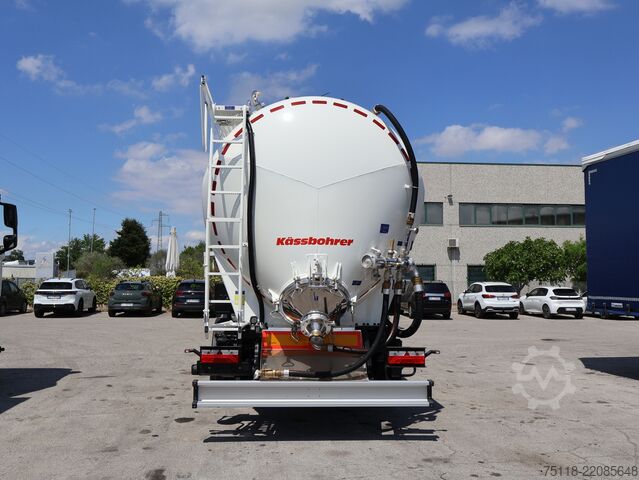 Silo semitrailer Kässbohrer SILO RIBALTABILE 60 mc