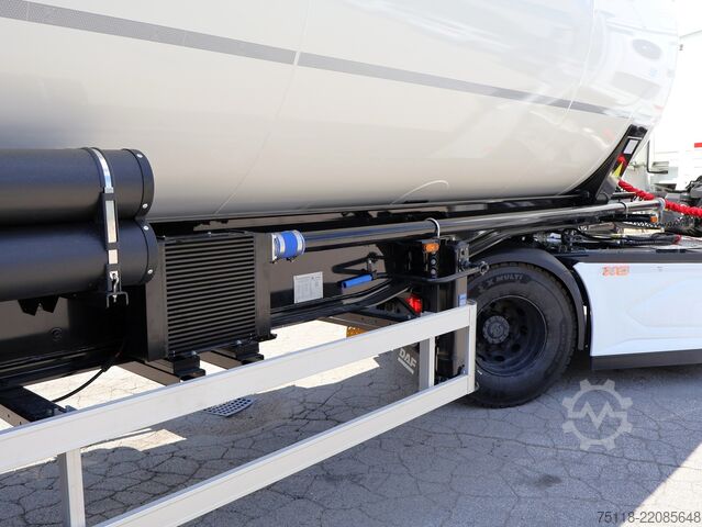 Silo semitrailer Kässbohrer SILO RIBALTABILE 60 mc