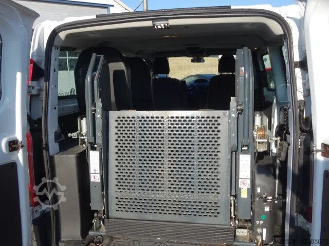 Wheelchair transportation Ford Transit Custom 2,2tdci