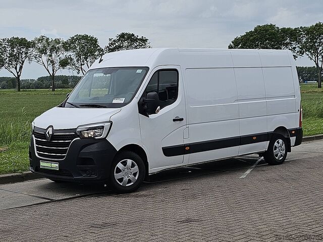 High-roof van RENAULT MASTER 2.3 L3H2 Navi Euro6!