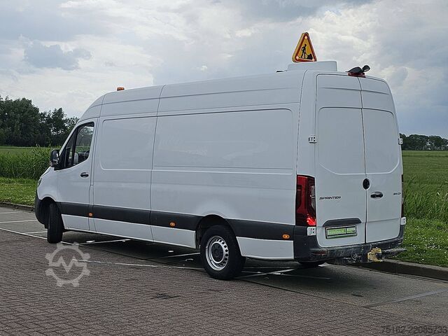 High-roof van MERCEDES-BENZ SPRINTER 314 L3H2 Mbux 3.5T-Trekh