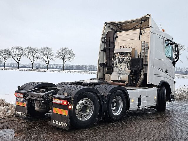 Standard-SZM VOLVO FH 500 6X2 STEERED PTO+HYDR