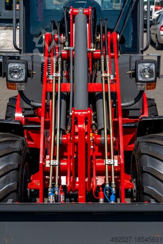 Radlader Kingway Radlader FARMER 810 Hoflader KINGWAY 3JA