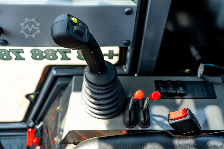 Radlader Kingway Radlader FARMER 810 Hoflader KINGWAY 3JA