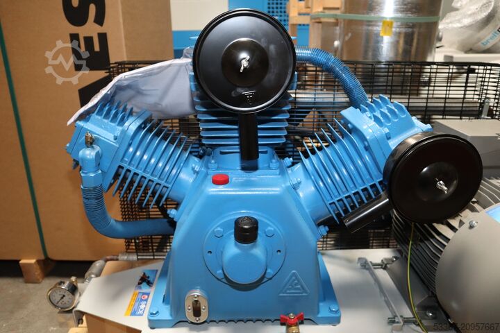 11 kW piston compressor 10bar 1220 l/min ALMIG HLA 15-10