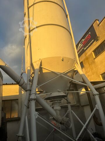Cement silo  