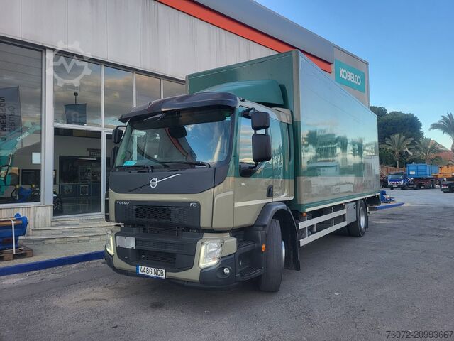 Parcel delivery truck Volvo FE280