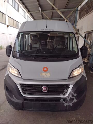 Caravan/camper Fiat Weinsberg Carabus 600 K | 4 posti letto | Completamente attrezzato