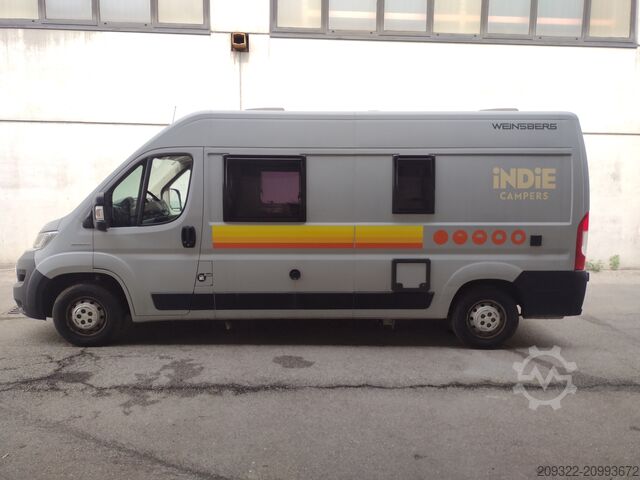 Caravan/camper Fiat Weinsberg Carabus 600 K | 4 posti letto | Completamente attrezzato