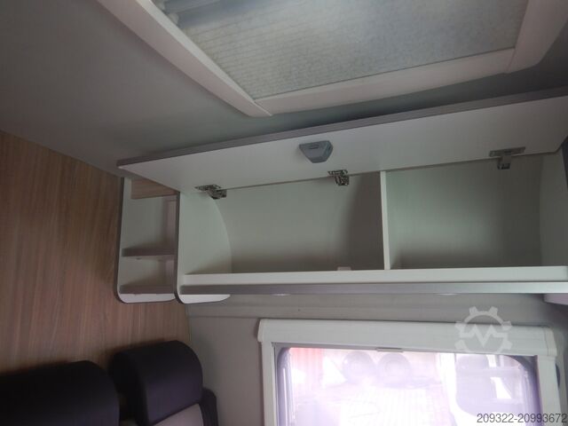 Caravan/camper Fiat Weinsberg Carabus 600 K | 4 posti letto | Completamente attrezzato