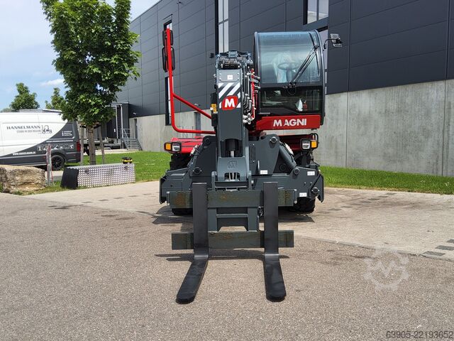Rotating forklift Magni RTH 8.35
