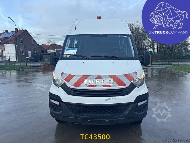 Kastenwagen Iveco Daily 35C15V12 Double cab 7 places