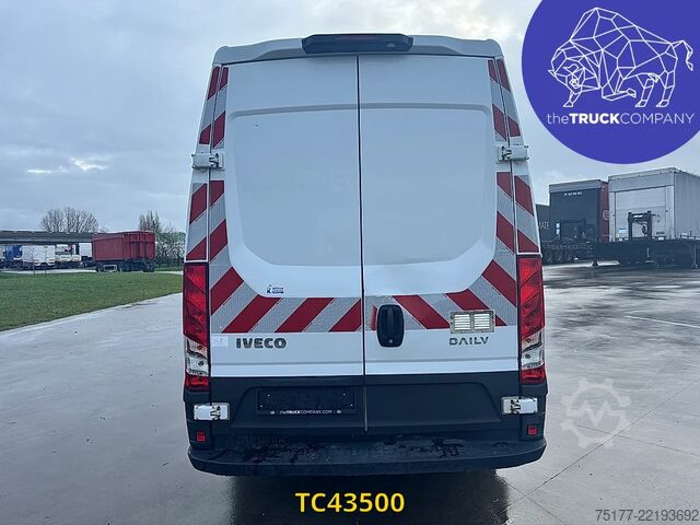 Kastenwagen Iveco Daily 35C15V12 Double cab 7 places