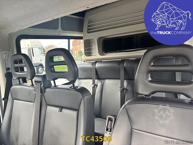 Kastenwagen Iveco Daily 35C15V12 Double cab 7 places