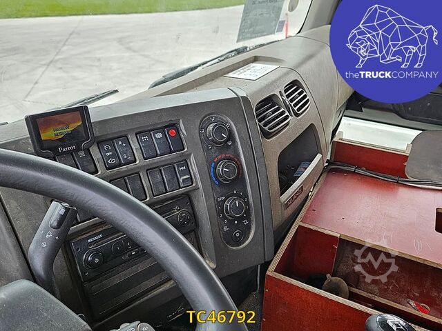 Tanker truck Renault Premium 320