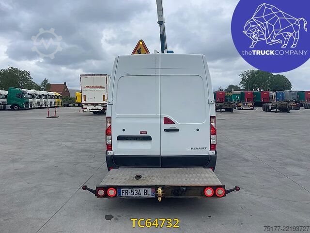 Lifting platform Renault Master 130.35 nacelle socage