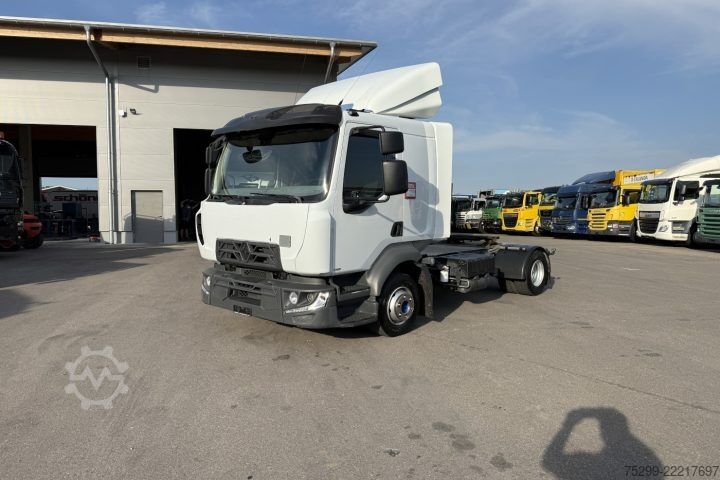 Standard tractor unit Renault D10.240 4x2 / Swiss-Vehicle