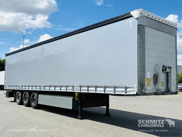 Auflieger mit Pritsche & Plane Schmitz Cargobull Curtainsider Standard Getränke