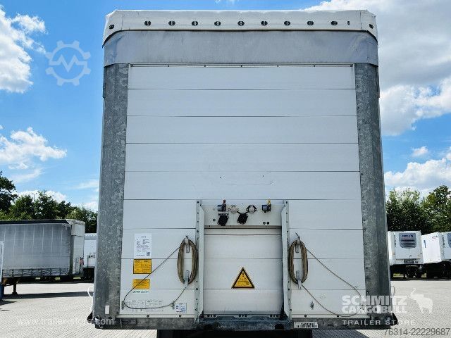 Auflieger mit Pritsche & Plane Schmitz Cargobull Curtainsider Standard Getränke