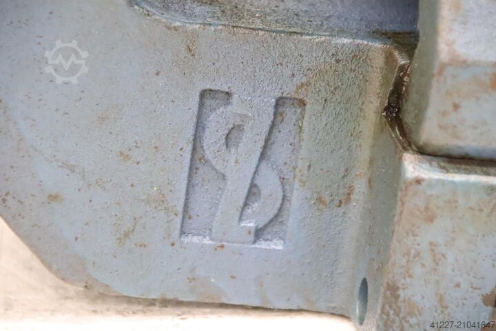 Bankschraubstock 150 mm ZS Spannweite 215 mm