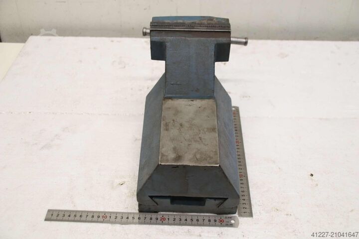 Bankschraubstock 150 mm ZS Spannweite 215 mm