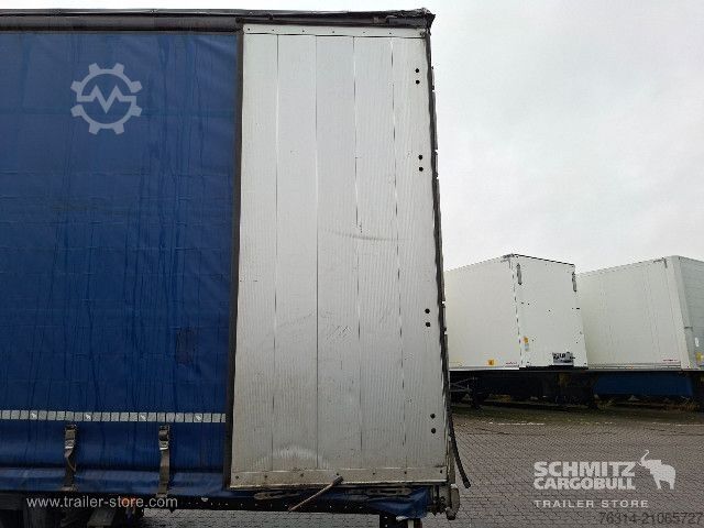 Auflieger mit Pritsche & Plane Schmitz Cargobull Curtainsider Mega Getränke