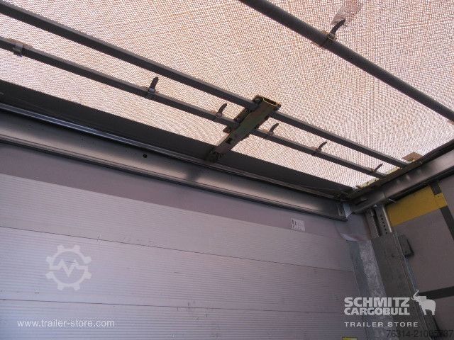 Auflieger mit Pritsche & Plane Schmitz Cargobull Curtainsider Coil Getränke