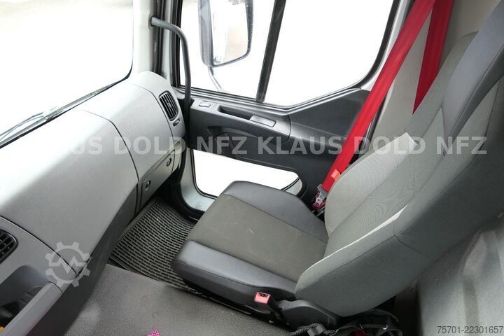 LKW mit Getränkeaufbau RENAULT D 18.320 Getränkewagen Vollluft LBW Kamera Euro6