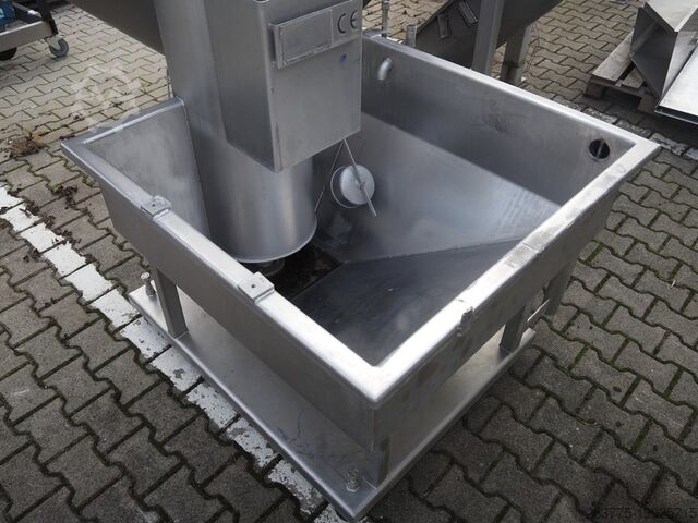 Förderschnecke mit Bunker Kiremko elevating screw with bunker