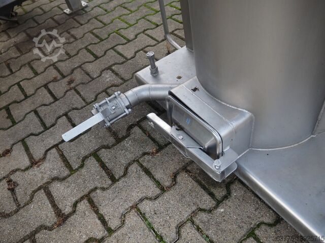 Förderschnecke mit Bunker Kiremko elevating screw with bunker