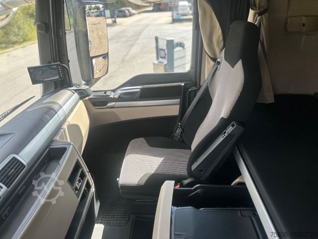Standard SZM MAN TGX 18.460 4x2 BLS Schubboden ACC LGS NAVI