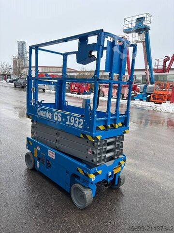 Scherenhebebühne Genie GS1932 - 7,80m Scherenarbeitsbühne