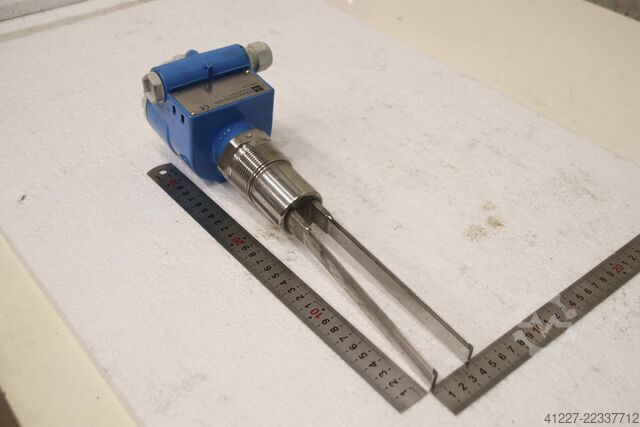 Level switch, limit switch Endress+Hauser Soliphant II  FTM30-A1DA1