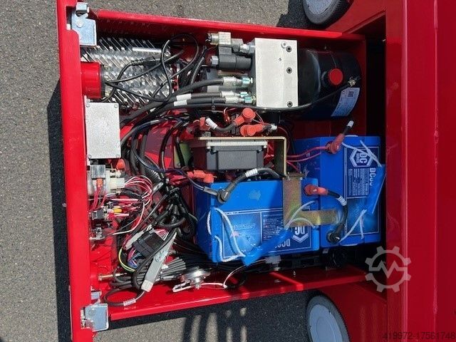 Scherenarbeitsbühne Magni ES0607EP