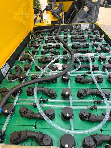 Four-way forklift Combilift C2500 EST /Only 1451 hours/ Battery 81%