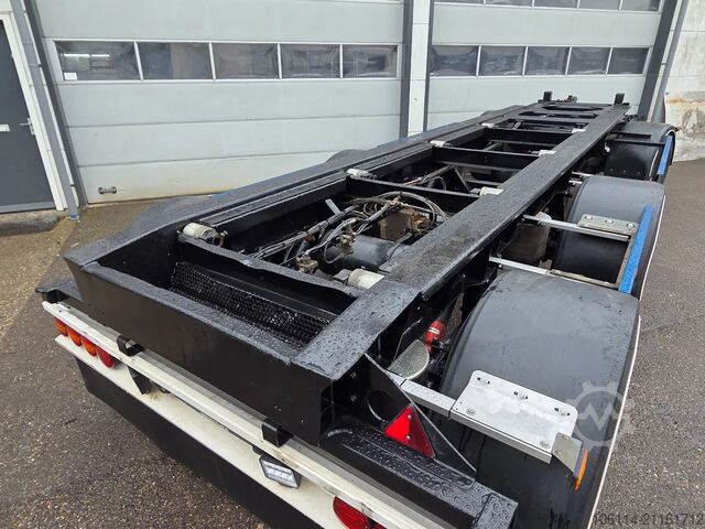 Containertransport Van Hool 30 ton. Zo goed als nieuw.