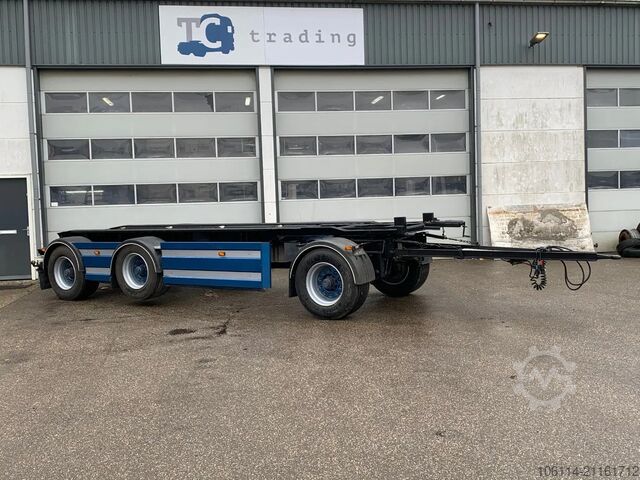 Containertransport Van Hool 30 ton. Zo goed als nieuw.